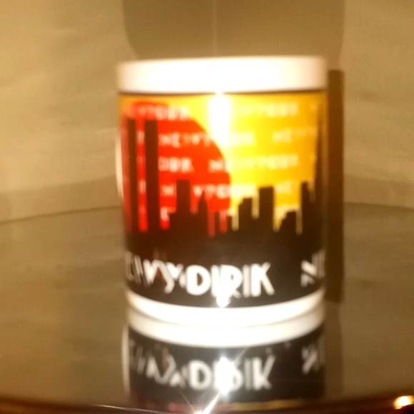 Host Pick- 🎉- Vintage. New York Coffee Mug ☕ - Picture 3 of 8